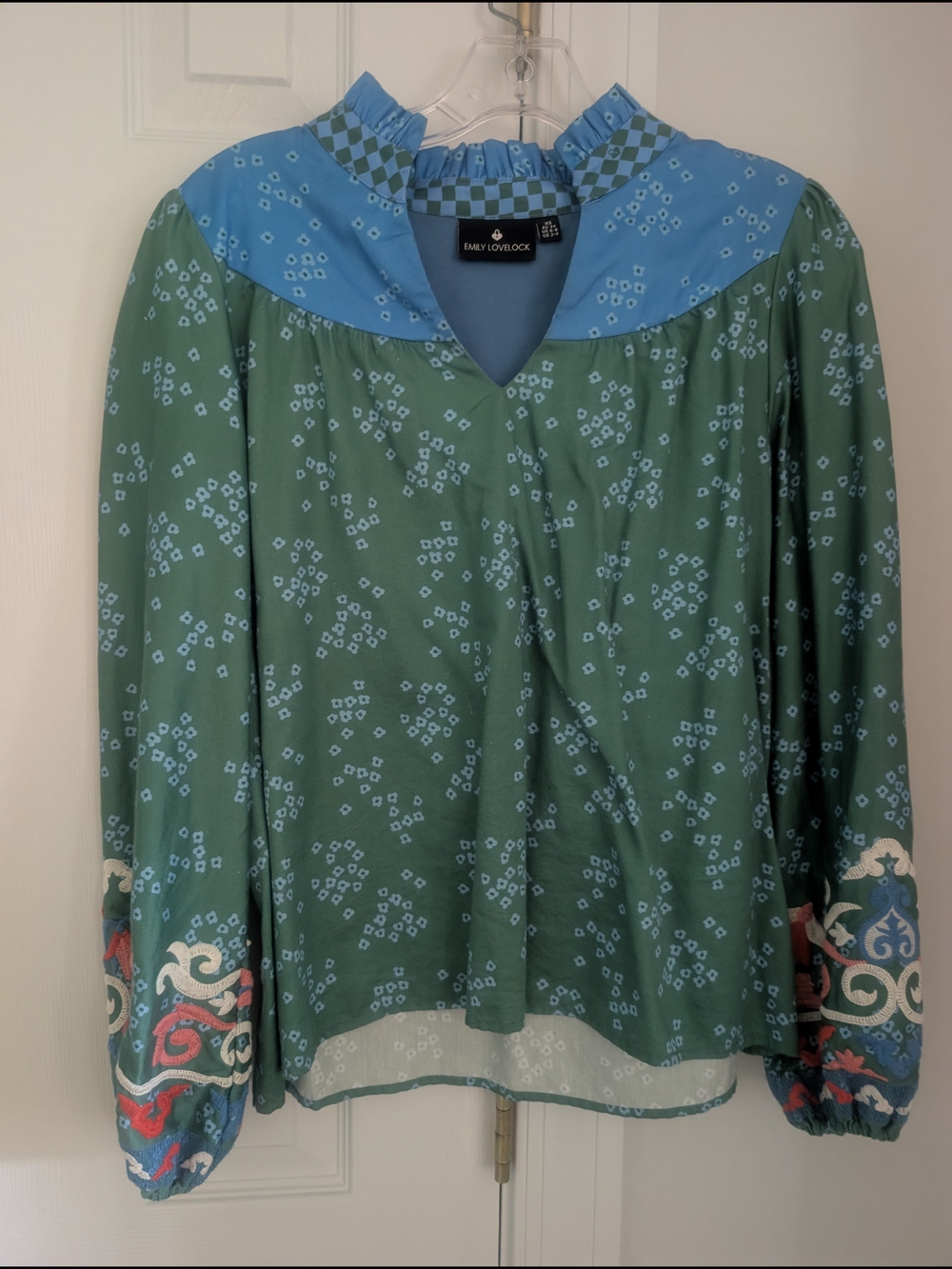 Emily Lovelock Green & Blue Printed V-Neck Long Sleeve Blouse